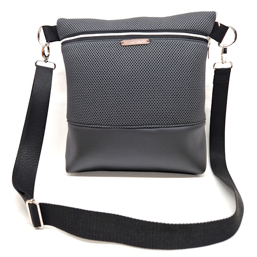 Damen-Tasche-Prag Vorderseite mit Gurt