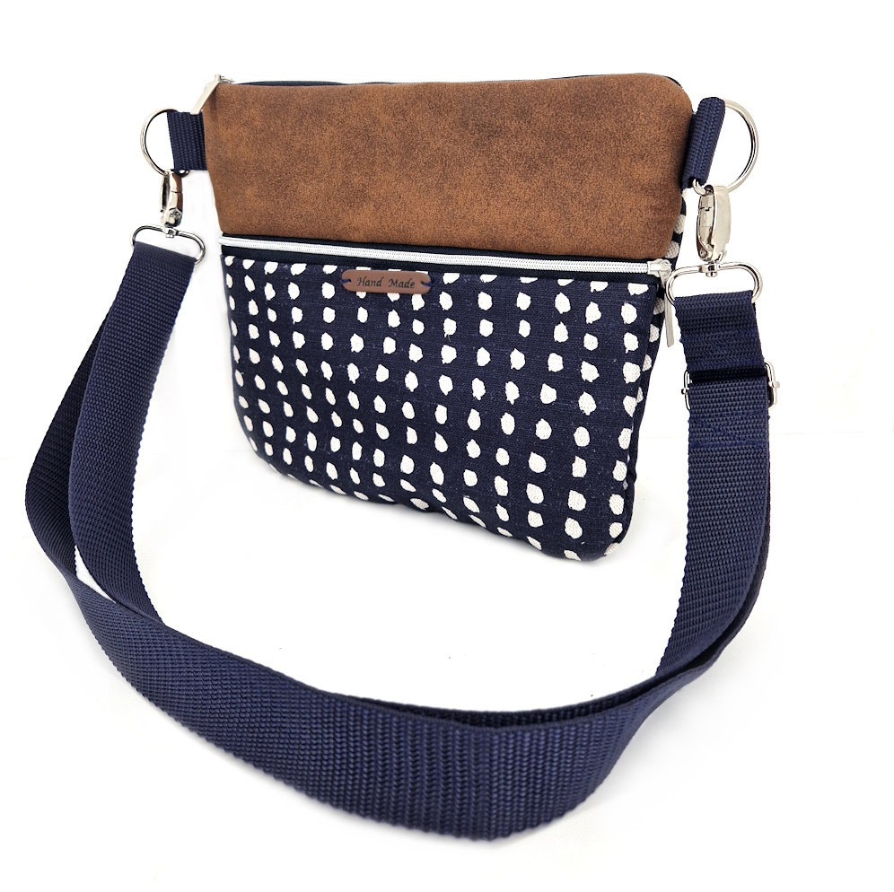 10053 Polka Chic Schultertasche Seitenansicht rechts